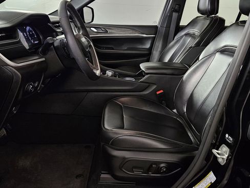 Used 2024 Jeep Grand Cherokee Limited w/ Trailer Tow Package image 24