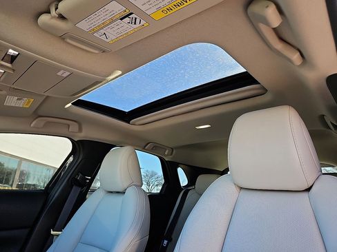 New 2025 MAZDA CX-30 2.5 Turbo w/ Premium Plus Pkg image 15