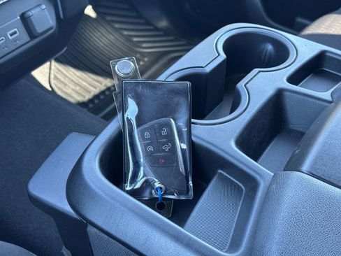 Used 2024 Chevrolet Silverado 2500 Custom w/ Custom Value Package image 35