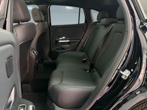 New 2026 Mercedes-Benz GLA 250 GLA 250 image 12