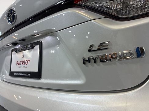 Used 2024 Toyota Corolla LE w/ LE Convenience Package image 28