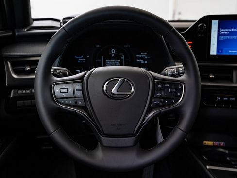 New 2026 Lexus UX 300h AWD image 39
