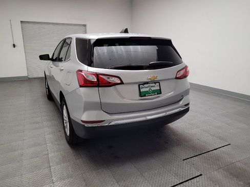 Used 2020 Chevrolet Equinox LT FWD image 6