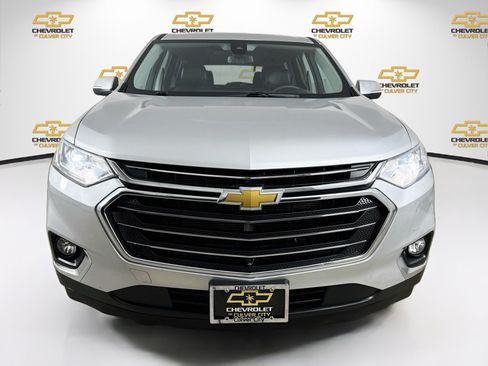 Used 2021 Chevrolet Traverse LT w/ LT Premium Package AWD/4WD image 2