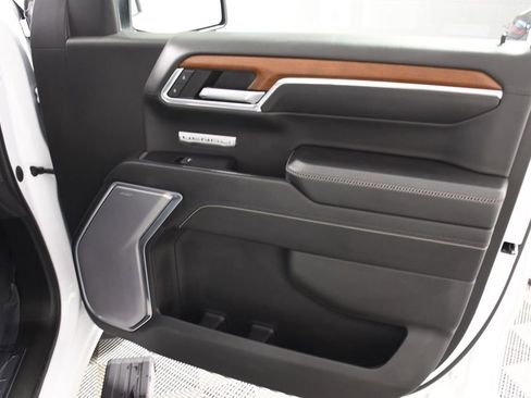 Used 2023 GMC Sierra 1500 Denali w/ Technology Package image 18