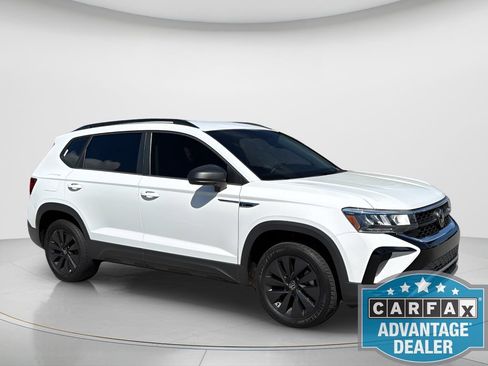 Used 2024 Volkswagen Taos S FWD image 4