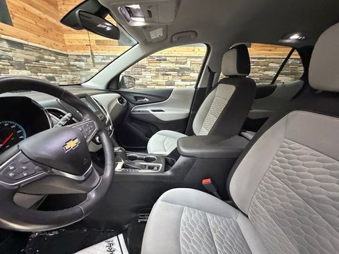 Used 2018 Chevrolet Equinox LT image 10