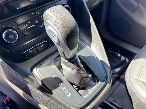 Used 2020 Ford Transit Connect XL FWD image 16