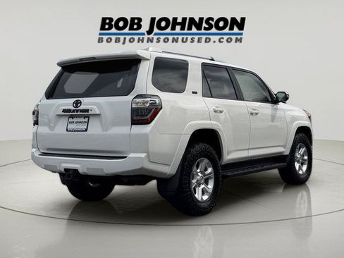 Used 2018 Toyota 4Runner SR5 Premium AWD/4WD image 6