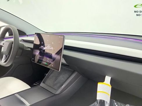 Used 2026 Tesla Model 3 RWD image 34