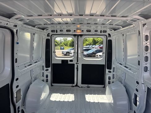 New 2026 RAM ProMaster 1500 w/ Cold Weather Group FWD image 33