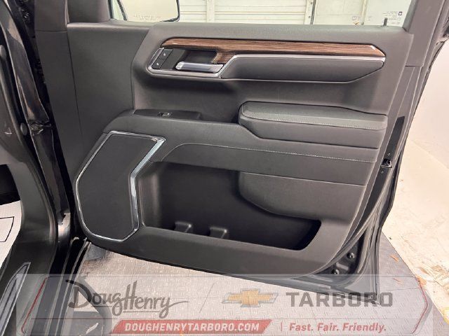 Used 2023 Chevrolet Silverado 1500 LT AWD/4WD image 36