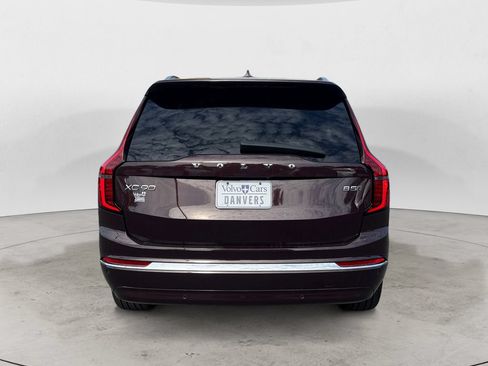Certified 2025 Volvo XC90 B5 Core AWD/4WD image 5