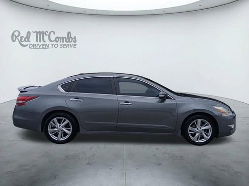 Used 2015 Nissan Altima 2.5 SL w/ Technology Package FWD image 6