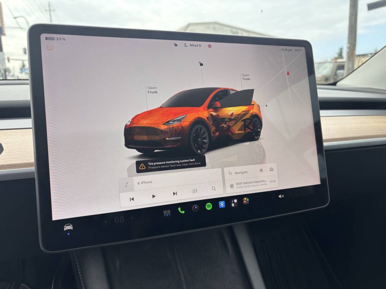 Used 2024 Tesla Model Y Long Range AWD/4WD image 10