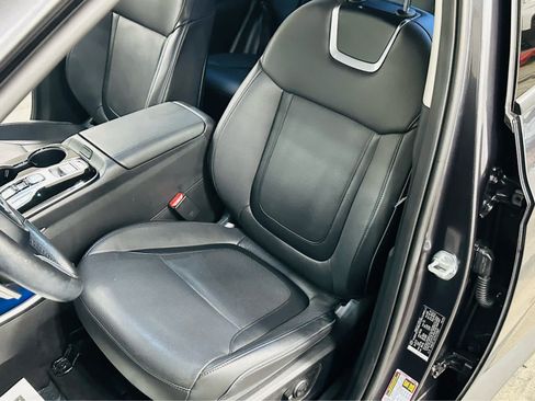 Used 2023 Hyundai Tucson Limited AWD/4WD image 23
