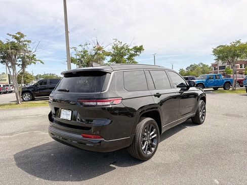 New 2026 Jeep Grand Cherokee L Limited AWD/4WD image 3