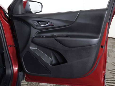 Used 2019 Chevrolet Equinox LT image 23