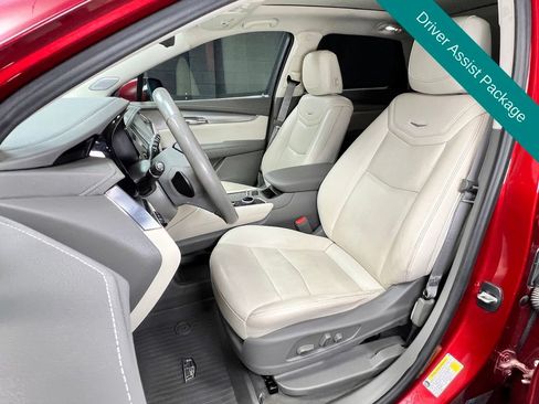 Used 2021 Cadillac XT5 Premium Luxury AWD/4WD image 7