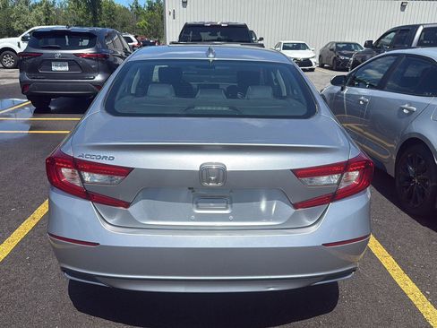 Used 2020 Honda Accord LX image 5