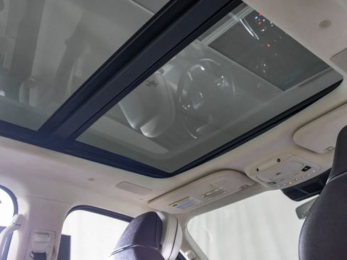 Used 2022 Lincoln Navigator Black Label image 22