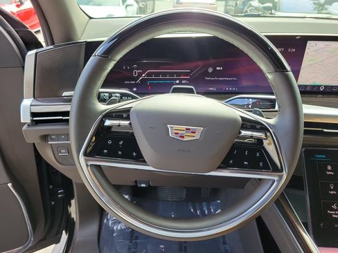 Used 2025 Cadillac Escalade ESV Premium Luxury w/ Touring Package AWD/4WD image 35