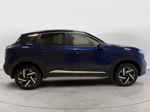 New 2026 Nissan Kicks SV image 6