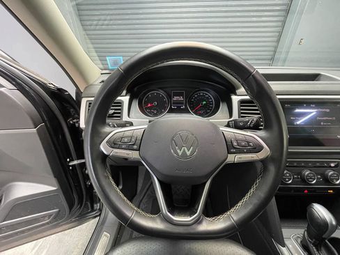 Used 2021 Volkswagen Atlas SE w/ Panoramic Sunroof Package image 5