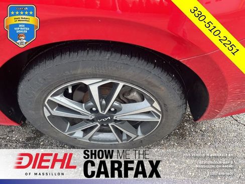 Used 2024 Kia Forte LXS w/ LXS Technology Package image 12