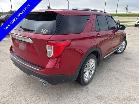 Used 2022 Ford Explorer Limited w/ Equipment Group 301A image 11