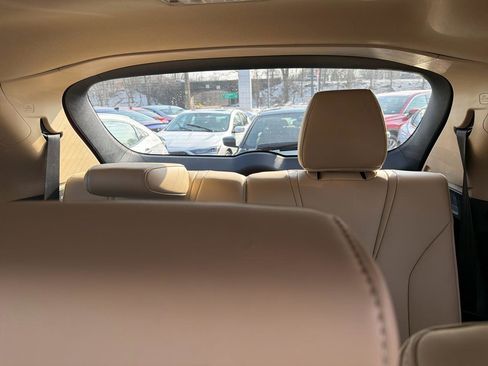 Used 2023 Acura MDX SH-AWD w/ Technology Package image 22