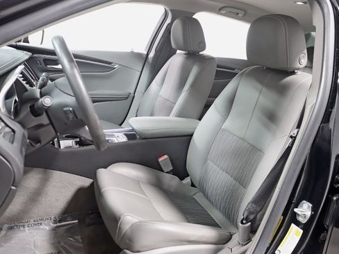 Used 2018 Chevrolet Impala LS image 21
