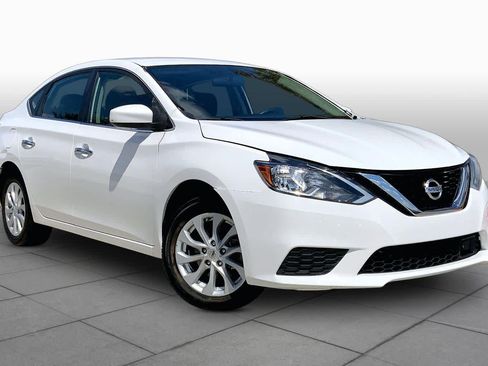 Used 2019 Nissan Sentra SV FWD image 3