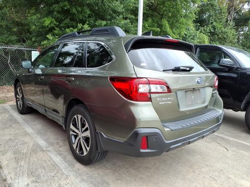 Used 2019 Subaru Outback 3.6R Limited w/ Popular Package #2 AWD/4WD image 2
