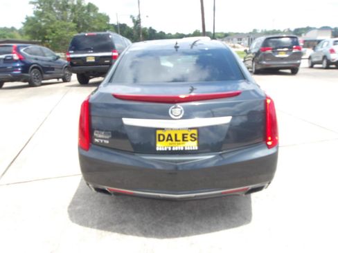 Used 2013 Cadillac XTS Luxury w/ Driver Awareness Package FWD image 12
