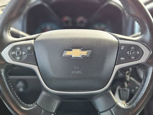 Used 2022 Chevrolet Colorado LT w/ Fleet Safety Package image 15