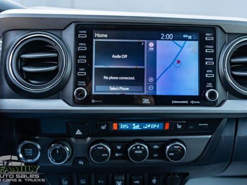 Used 2022 Toyota Tacoma TRD Sport w/ TRD Premium Sport Package image 20