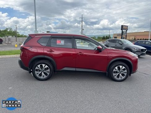Certified 2022 Nissan Rogue SV w/ SV Premium Package image 4
