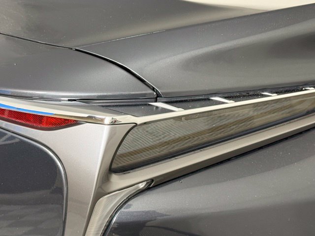 Used 2021 Lexus LC 500 Convertible w/ Touring Package RWD image 16