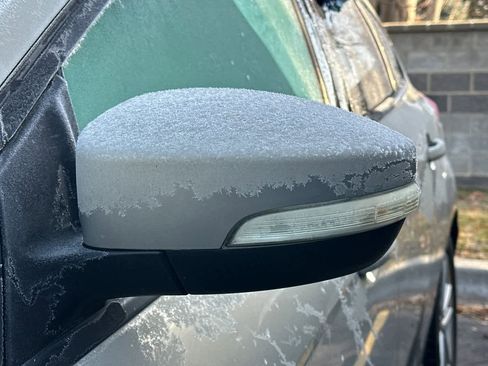 Used 2015 Ford Focus SE image 9