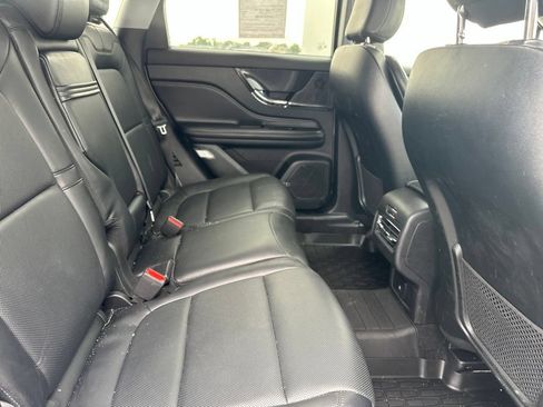 Used 2022 Lincoln Corsair Reserve AWD/4WD image 23