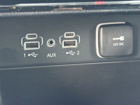 New 2025 Jeep Grand Cherokee Limited image 23