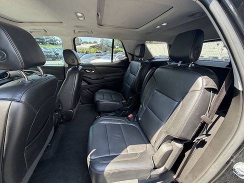Used 2018 Chevrolet Traverse LT AWD/4WD image 13