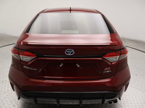 Certified 2025 Toyota Corolla SE FWD image 10