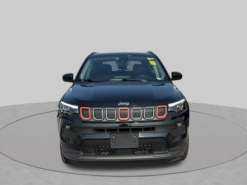 Used 2022 Jeep Compass Latitude w/ Sun and Sound Group AWD/4WD image 13