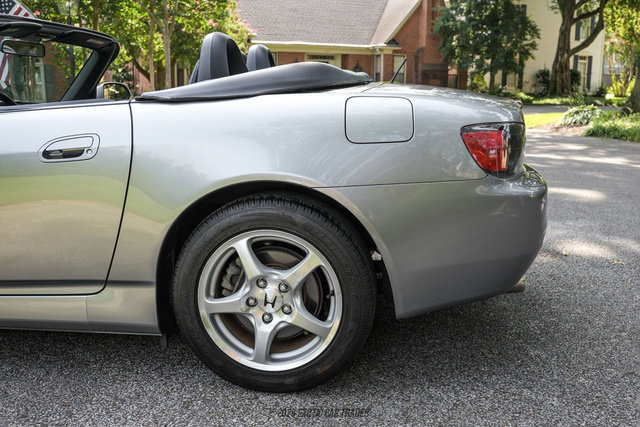 Used 2000 Honda S2000 image 5