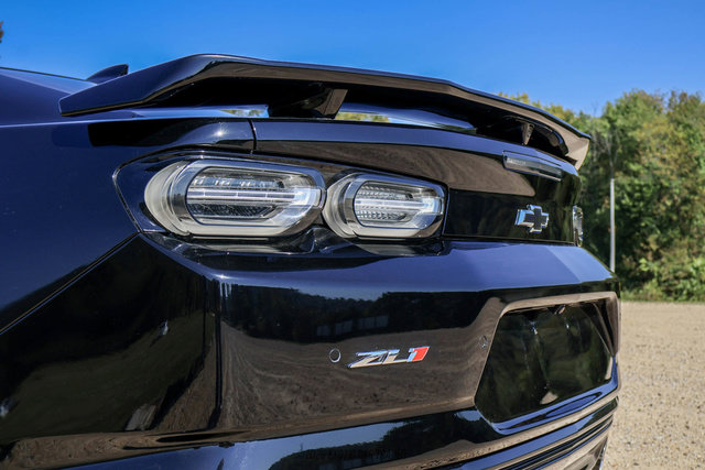 Used 2019 Chevrolet Camaro ZL1 w/ LPO, ZL1 Protection Package RWD image 89