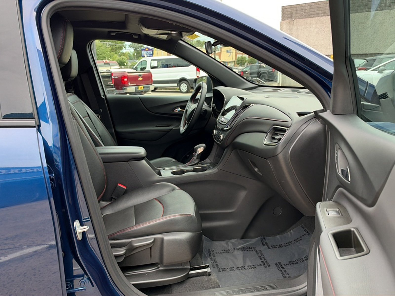 Used 2023 Chevrolet Equinox RS w/ RS Leather Package AWD/4WD image 14