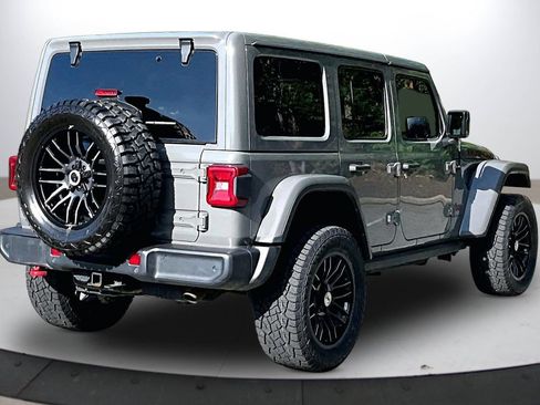 Used 2023 Jeep Wrangler Unlimited Rubicon w/ LED Lighting Group AWD/4WD image 9