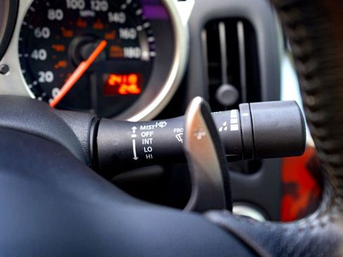 Used 2020 Nissan 370Z Touring Sport RWD image 18